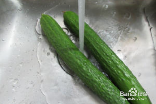 XO酱拌青瓜制作方法