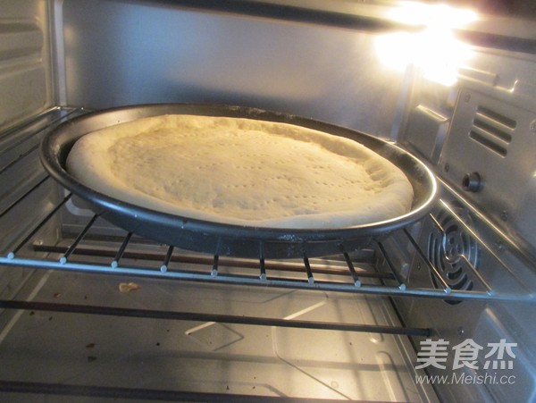 鲜虾菌菇熏肉披萨