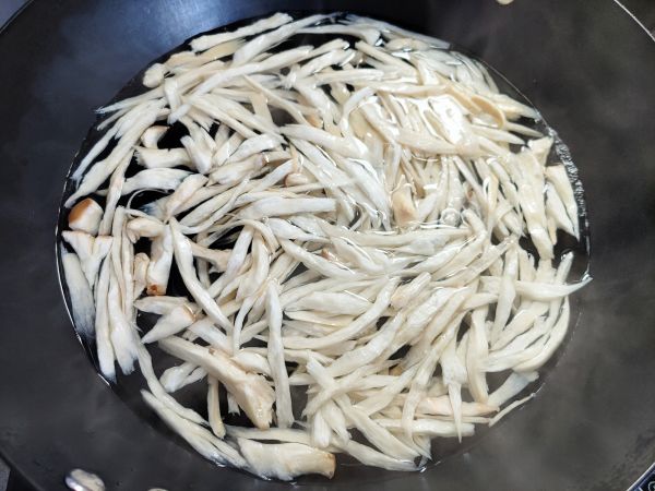 凉拌手撕杏鲍菇