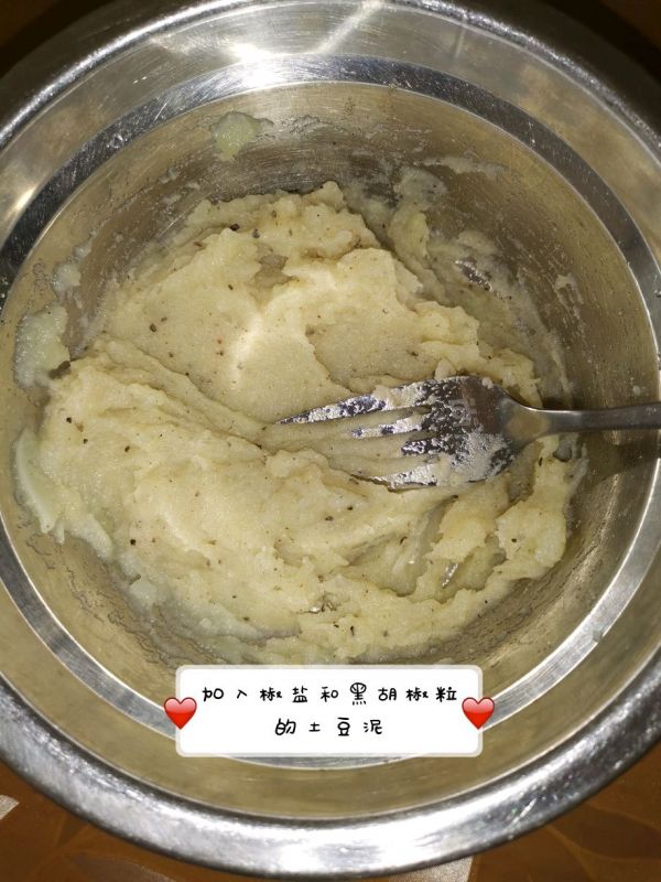 鸡蛋土豆泥三明治
