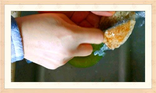 陈皮罗汉果炖雪梨汤