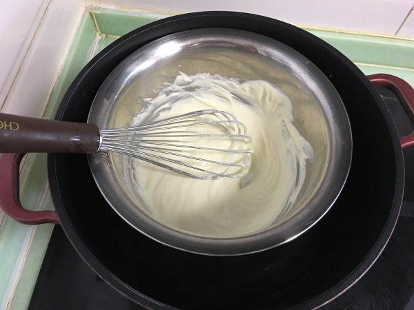 拉花轻乳酪蛋糕