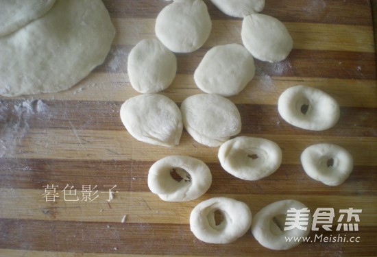 小猪豆沙包的做法