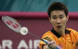 李宗伟用的羽毛球拍AT900p是3U的还是4U的