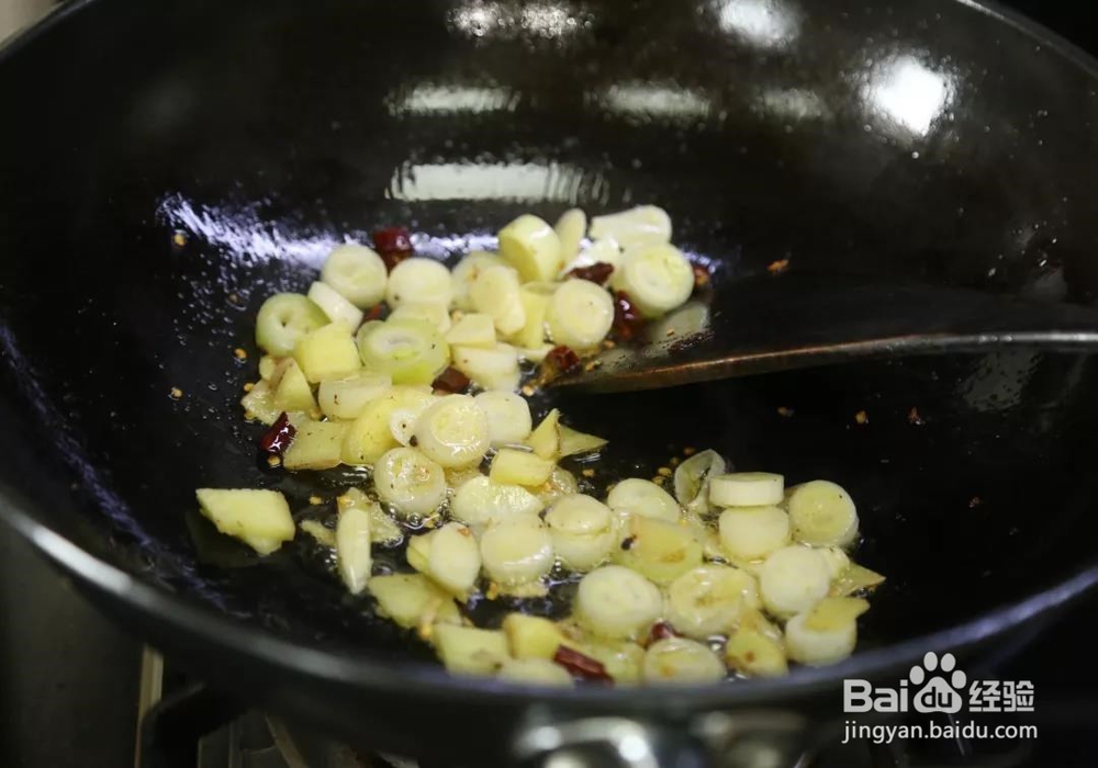 酥香肉嫩小煎鸡