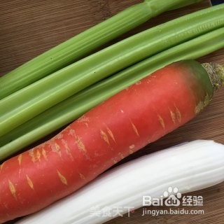 油豆腐丝拌西芹