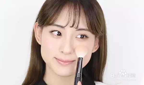 好看的淡妆是怎么化呢!
