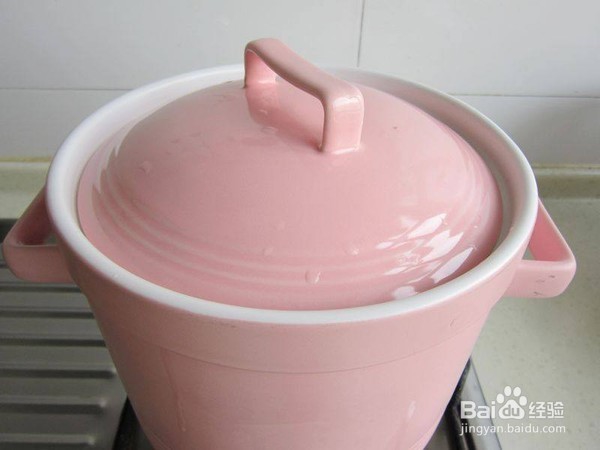 胡萝卜炖鸡腿的做法