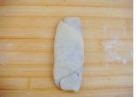 层层酥脆的—红曲豆沙酥