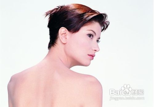 后背减肥法，简单运动塑造美背