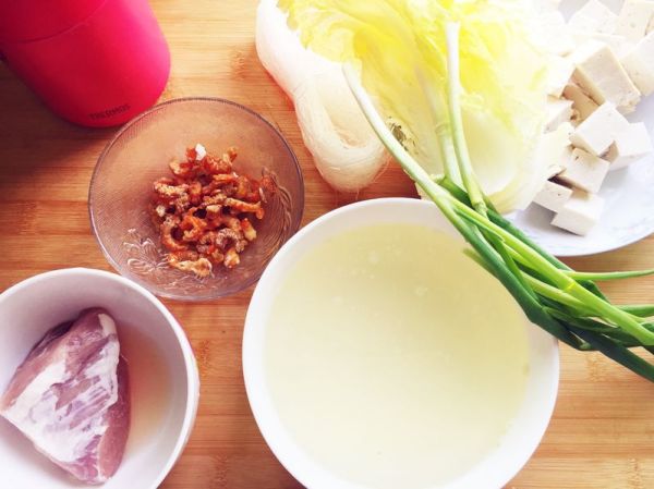 特色老汤肉丸豆腐