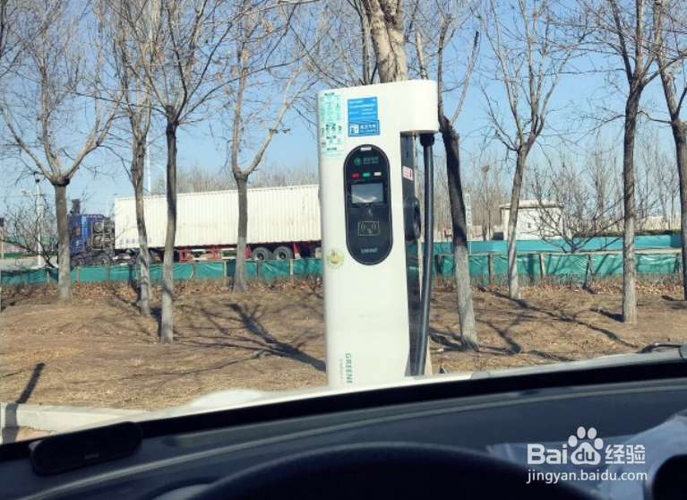 欧拉黑猫怎么充电