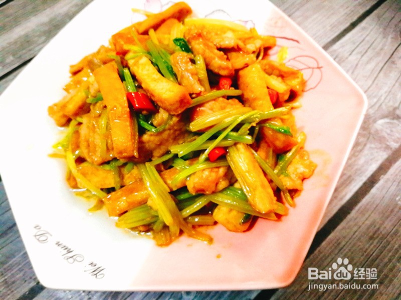 香干和什么一起炒好吃