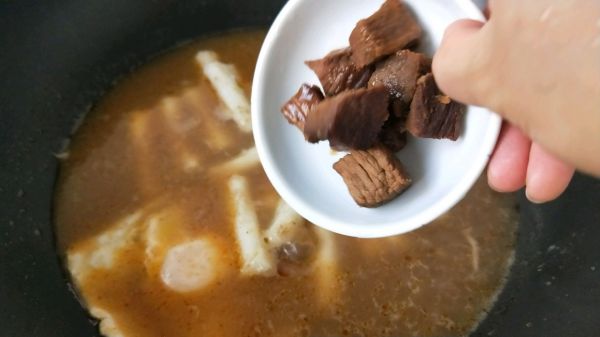 牛肉沙茶煨年糕(冬季你需要的暖与香)