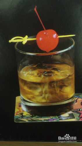 经典鸡尾酒之教父的调制