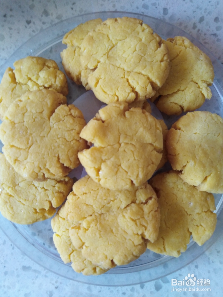 抢着吃的鸡蛋饼干