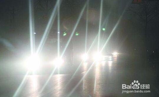 夜间行车的这些注意事项