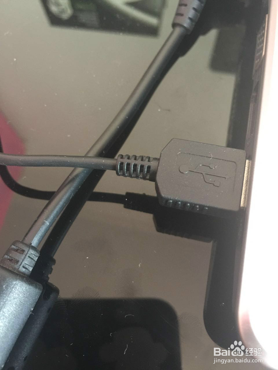 如何将sony相机里的照片上传到电脑上