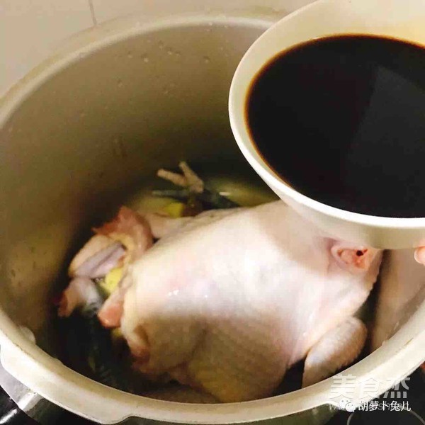 家庭秘制酱油鸡