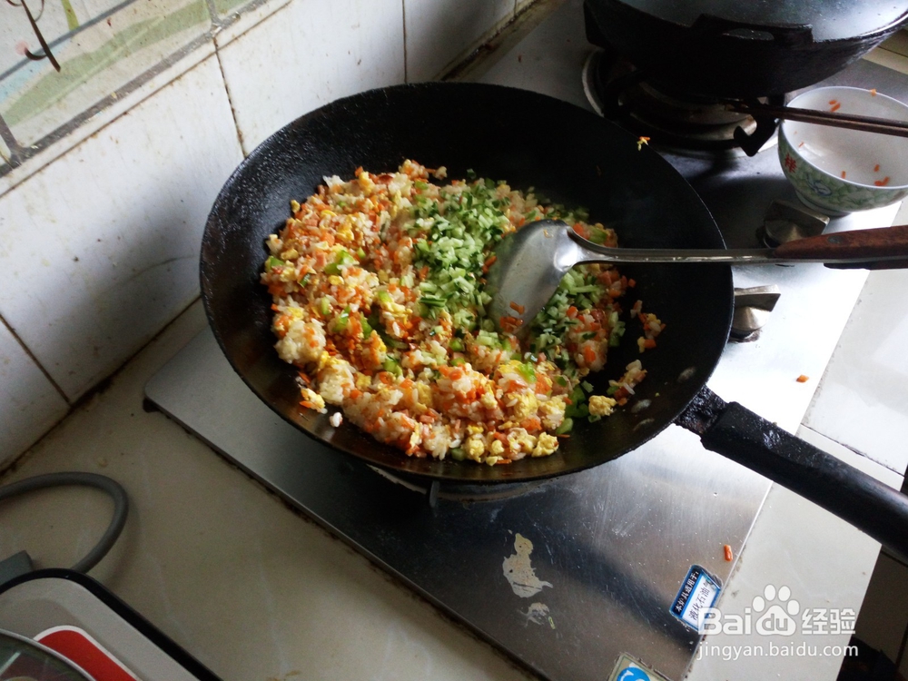 营养蛋炒饭----小盆友的大爱