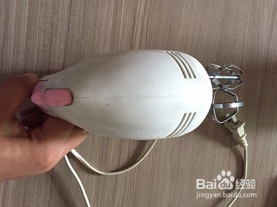 #神器#有了电动打蛋器打发蛋白就容易多了