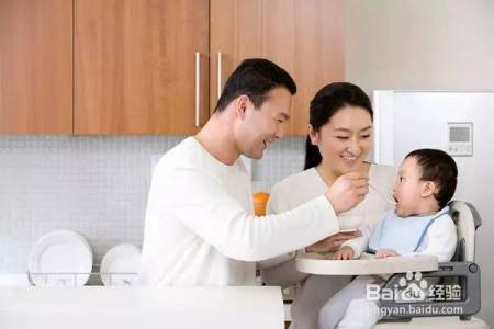 当宝宝开始添加辅食时 需要看看这些建议