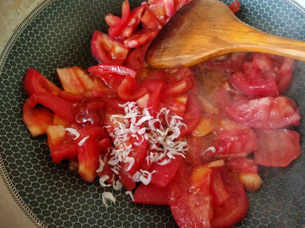 西红柿海鲜疙瘩汤