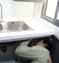 怎样正确安装水槽和热水器