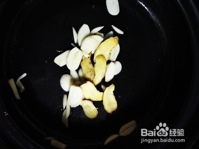 茄汁牛腩冻豆腐煲