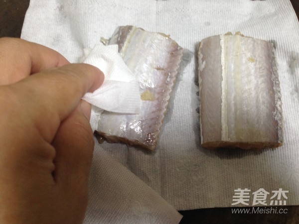 酱烧带鱼的做法