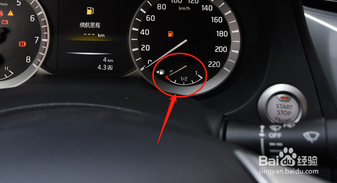 日产途达汽车仪表盘参数如何查看