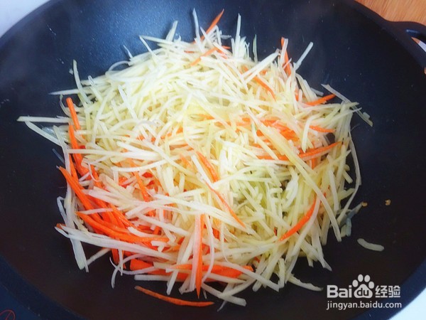 土豆丝炒胡萝卜
