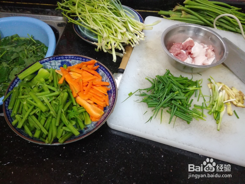 西芹胡萝卜猪肉片家常炒法