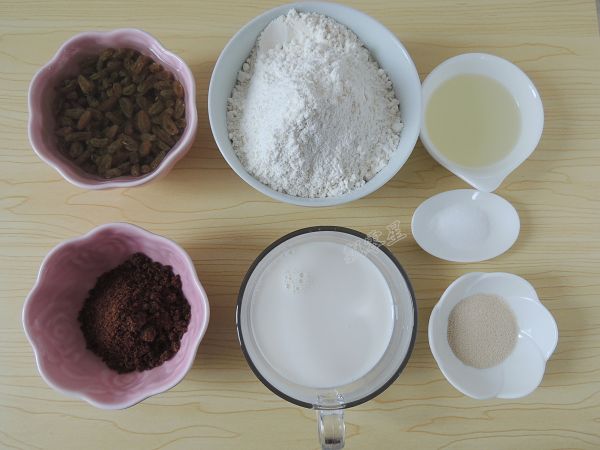 红糖葡萄干早餐卷