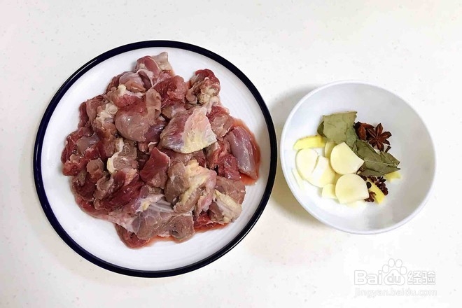 怎么样做好一道美味的土豆牛腩汤