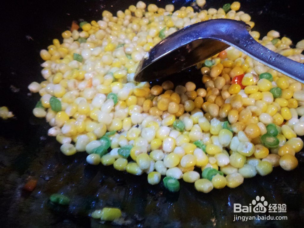 玉米的做法之甜椒炒玉米 家常小炒类