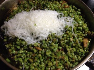 酱香味的豇豆馅包子馅的做法