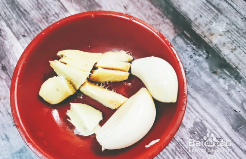 鸡肉炖土豆怎么做