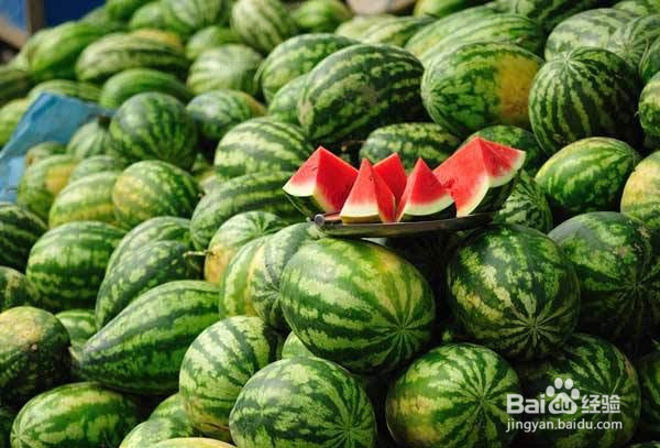 怎么挑选更甜的西瓜