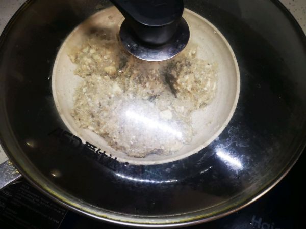 减脂香菇虾肉豆腐饼