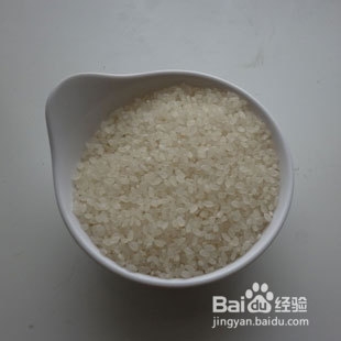 夏季老人养生食谱-丝瓜鸡肉粥做法