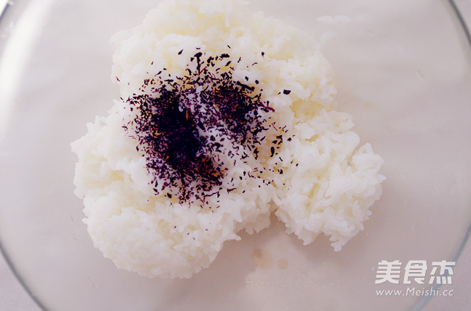 米饭还能这样吃——紫苏金枪鱼饭团