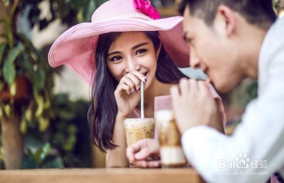 如何判断一个男生是否真正爱你