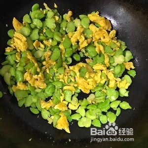 蚕豆炒鸡蛋的做法