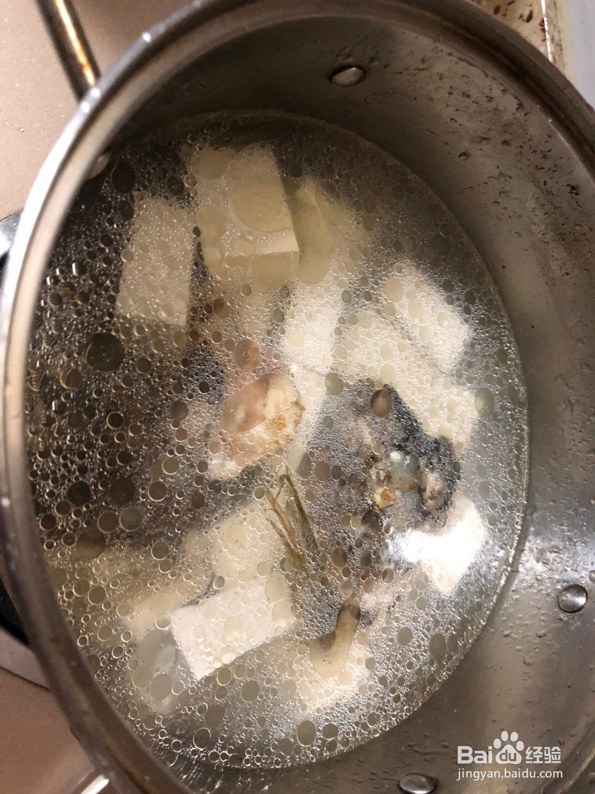 鱼头豆腐的做法