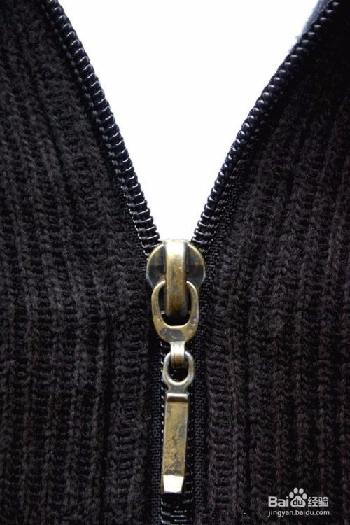 衣服拉链拉不上怎么办