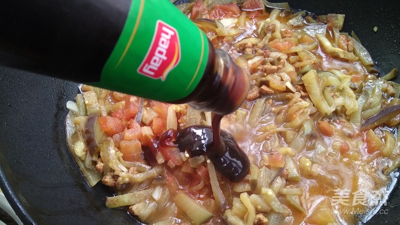 茄子肉丁手擀面