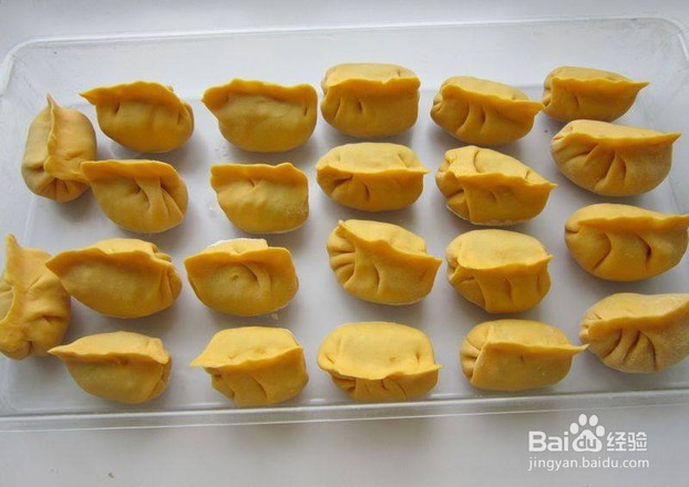 如何制作香菇鸡肉饺子