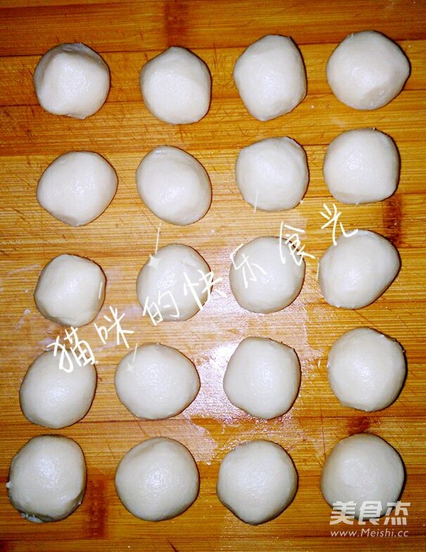 苏式鸡肉榨菜月饼