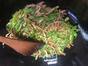 美味的青椒炒肉
